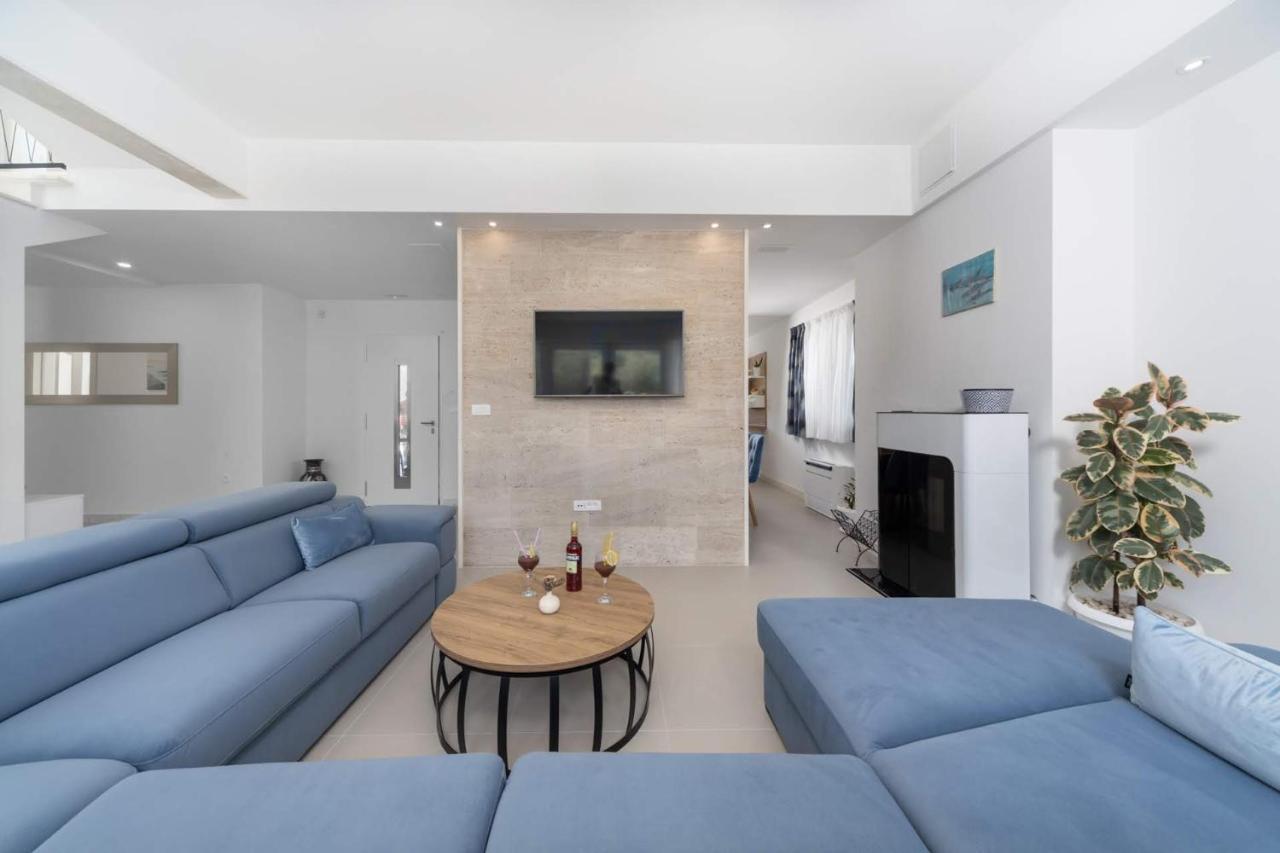 Villa Hileja Marina Eksteriør billede